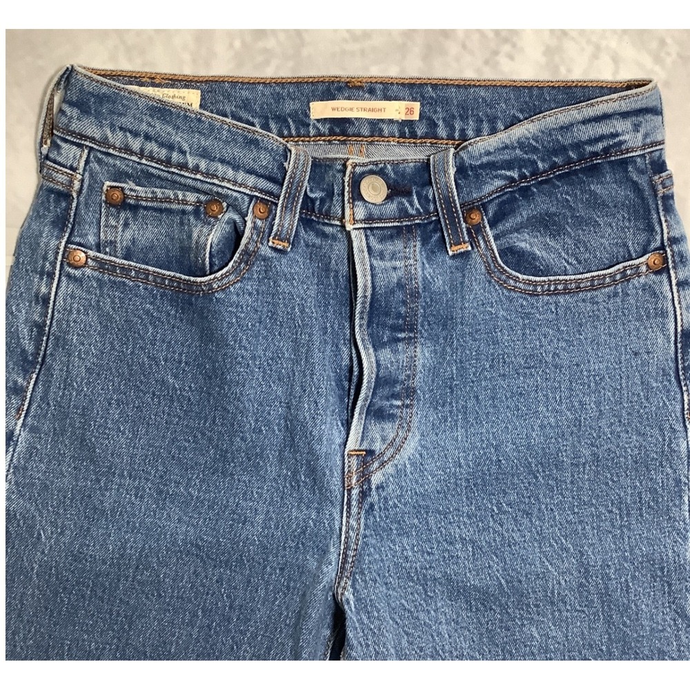 Levi's Premium Wedgie Straight Jeans W26 L28 Medium Wash Raw Hem 34964-0064